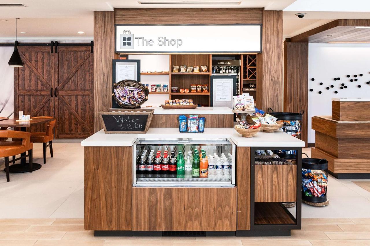 希尔顿花园费尔法克斯酒店 費爾法克斯 外观 照片